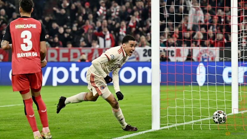 Kane double as Bayern outclass error-prone Leverkusen 3-0