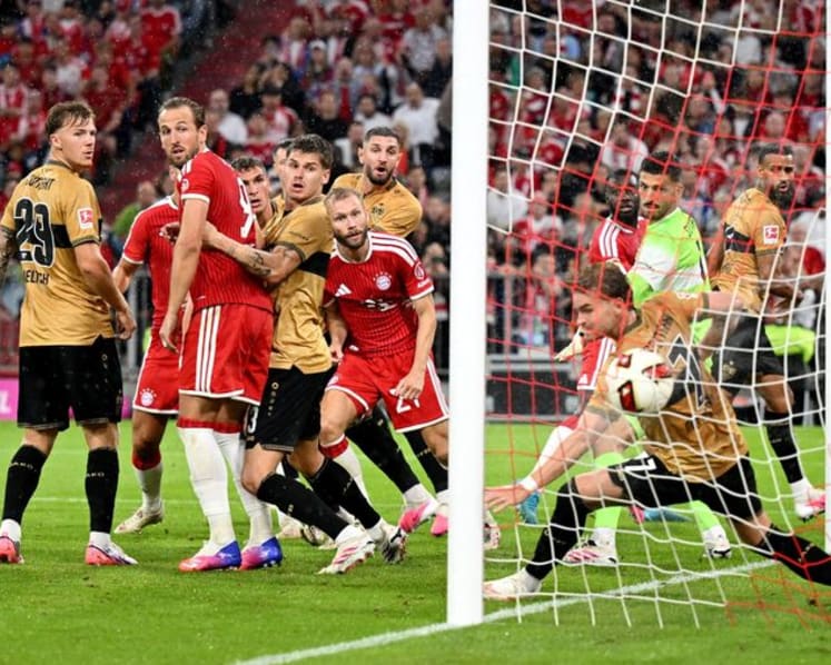 Brilliant Bayern ease to 5-1 Bundesliga win over Stuttgart
