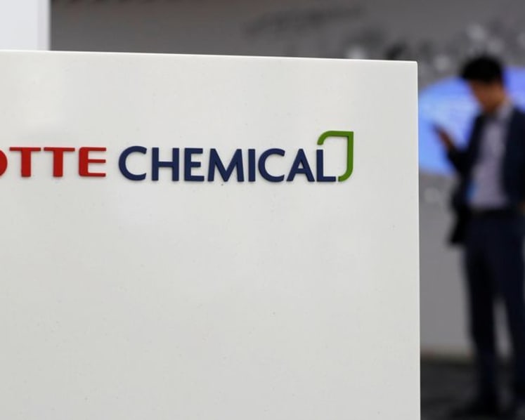 South Korea's HD Hyundai, Lotte Chemical submit plan to restructure petrochemical businesses