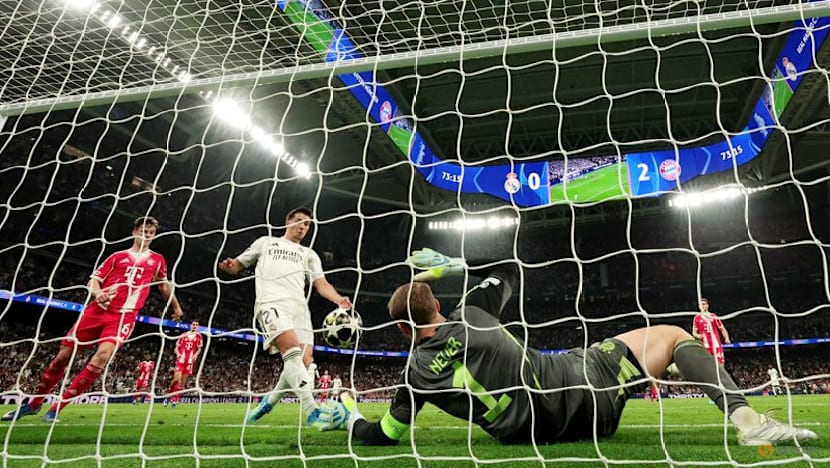 Bayern keeper Neuer's masterclass reignites national team discussion