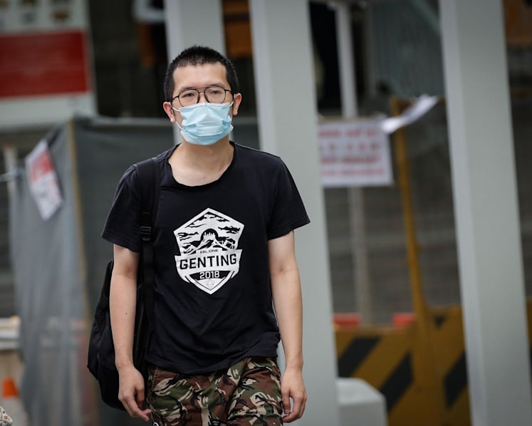 Police gazette issued for arrest of lawyer Charles Yeo for breaching overseas travel conditions