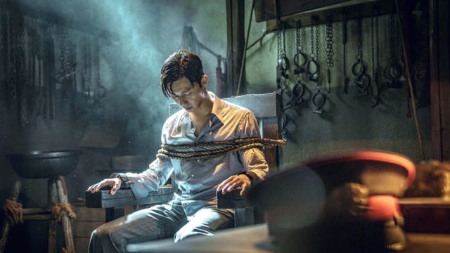 【满城三带黄金甲】“Gyeongseong Creature”：怪物+抗日？终究还是回到韩剧拿手的爱情