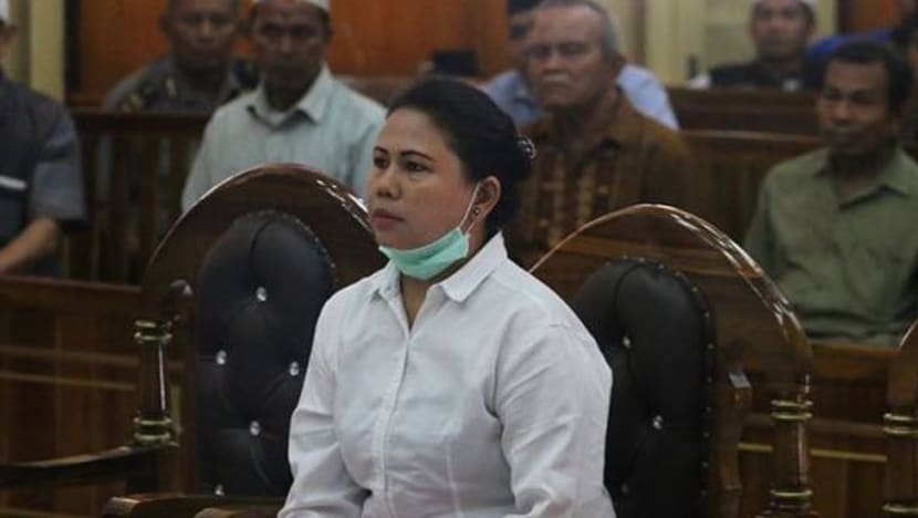 Wanita dipenjara 18 bulan kerana buat aduan tentang laungan azan Wanita dipenjara 18 bulan kerana buat aduan tentang laungan azan
