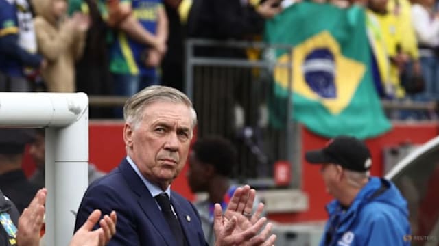 国际足球友谊赛：法国2比1击败五冠王巴西 赢下热身赛