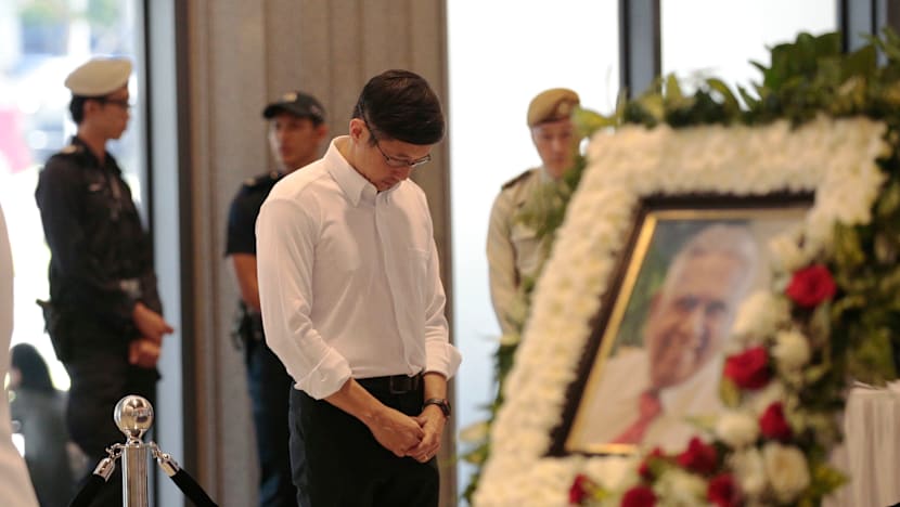 Young and old bid goodbye to S R Nathan
