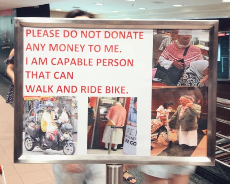 ‘Parrot Man’ in tussle with Ngee Ann City management