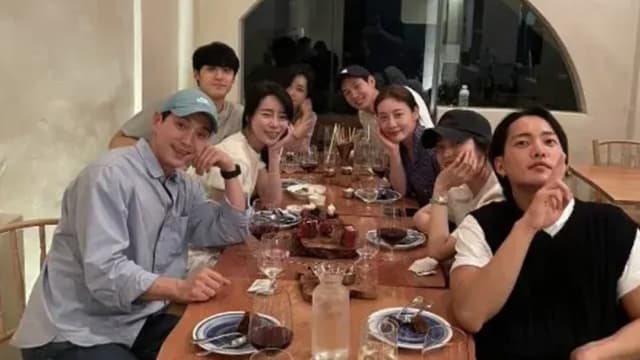 “The Glory”私下聚餐画面曝光　李到晛、林智妍认爱后首同框