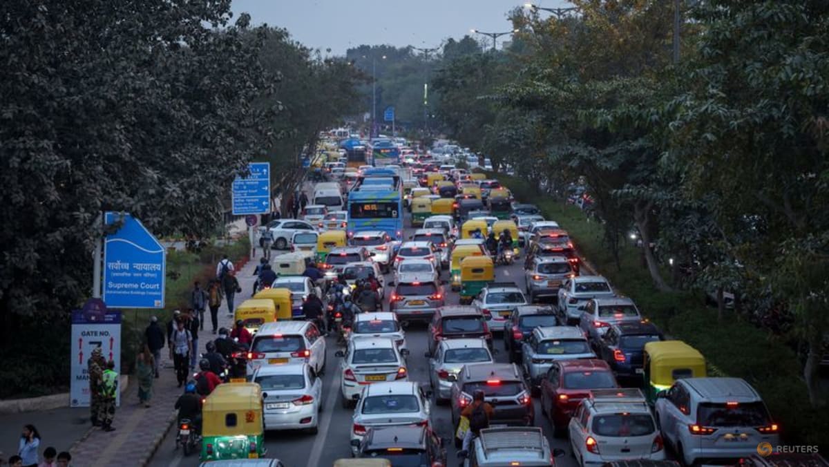 India clears way for self-driving, safety car tech to reduce
