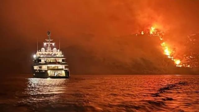 13人涉从游艇发射烟火 导致希腊海德拉岛发生林火
