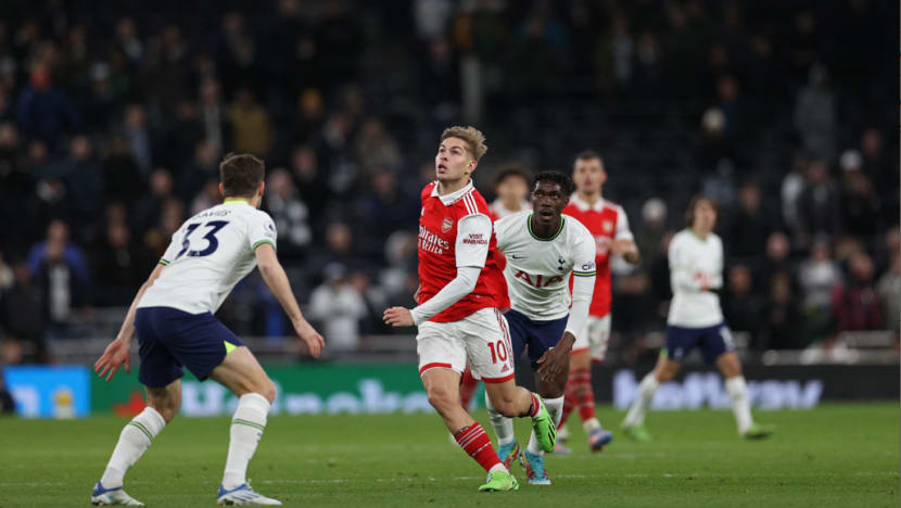 Arsenal benam Spurs 2-0; kini 8 mata di depan Man City Arsenal benam Spurs 2-0; kini 8 mata di depan Man City