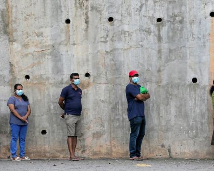 Sri Lanka closes harbours after spike in COVID-19 cases