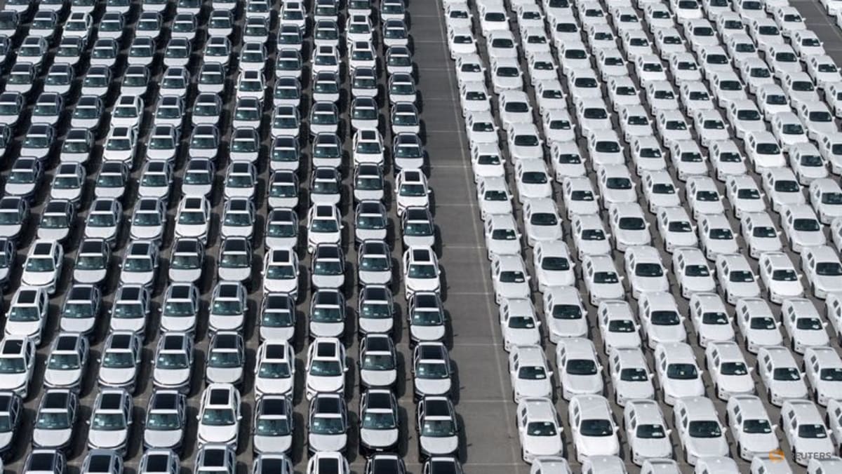 US Senate panel approves Bill cracking down on the sale of Chinese vehicles