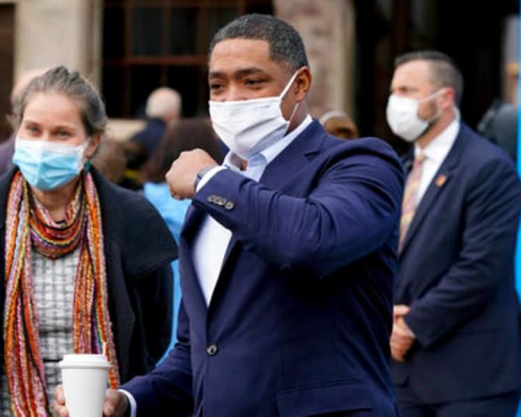 Biden adviser Cedric Richmond tests positive for COVID-19