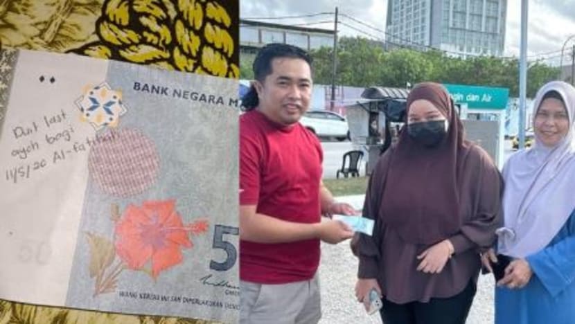 Wanita ini akhirnya disatukan semula dengan wang RM50 yang tular dek mesej sayu arwah bapa