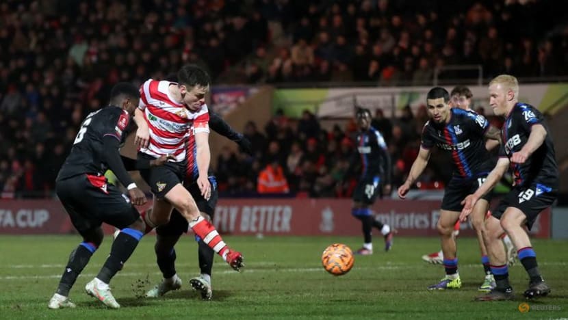 Crystal Palace beat Doncaster Rovers 2-0 to reach FA Cup fifth round