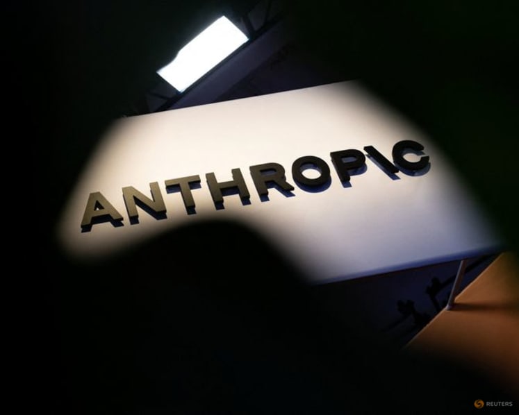 Exclusive-Anthropic quietly sets up biology lab as it ramps AI drug program