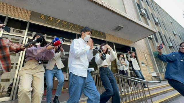 宥胜性骚扰女助理被判刑8个月　二审改口认罪求缓刑