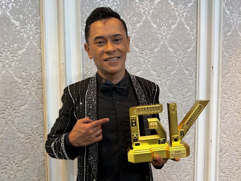 Singaporean singer Iskandar Ismail wins 12th season of Malaysian singing competition Gegar Vaganza