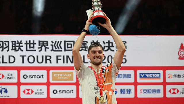世界羽联总决赛：法国选手波波夫夺得首个重大赛事冠军