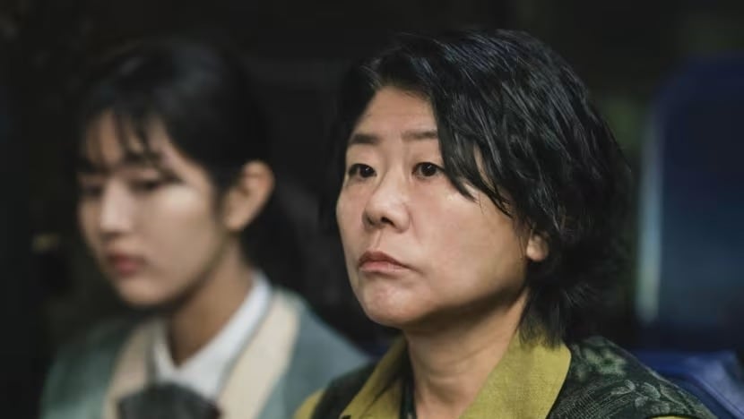 Mediacorp, syarikat penerbitan di Korea Selatan kerjasama di sebalik drama Korea Light Shop dan Moving Mediacorp, syarikat penerbitan di Korea Selatan kerjasama di sebalik drama Korea Light Shop dan Moving