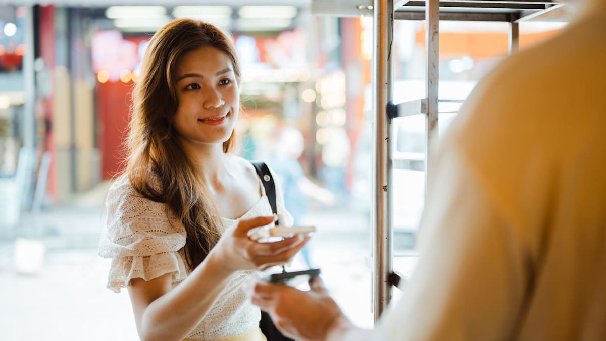 Apple’s Tap to Pay now available on iPhone via 6 payment platforms in Singapore