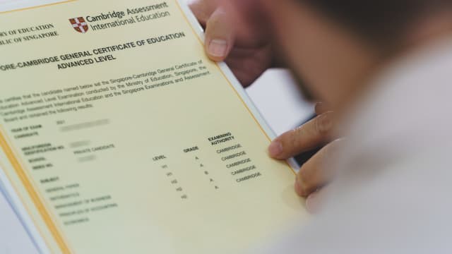 丹娜美拉监狱学校13名考生参加A水准会考