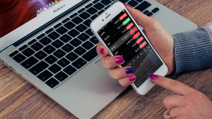 Fintechs that help you save, invest or insure conveniently from your smartphone
