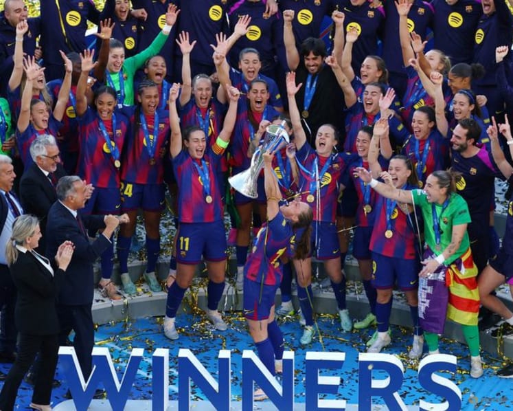 Pajor finally gets her winner's medal as Barca claim women's Champions League