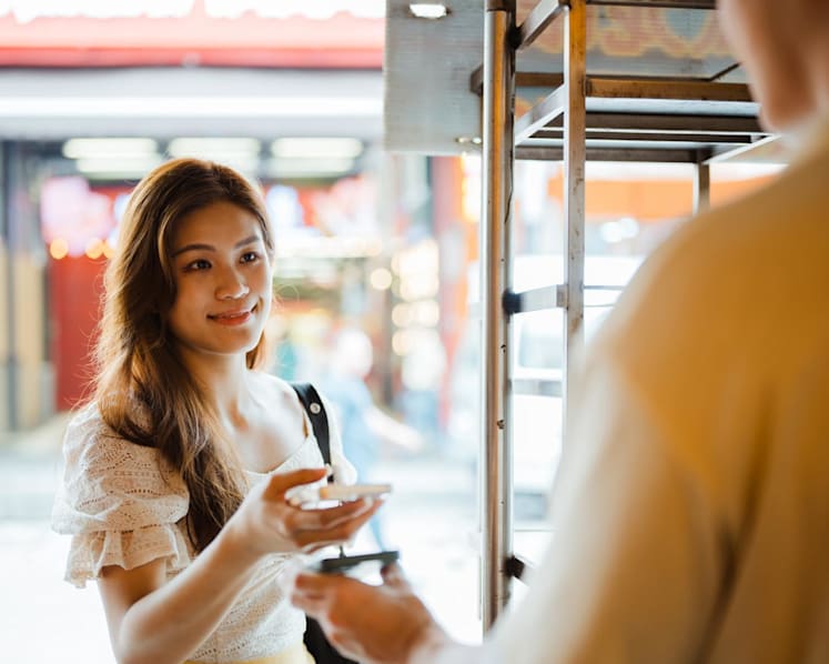 Apple’s Tap to Pay now available on iPhone via 6 payment platforms in Singapore