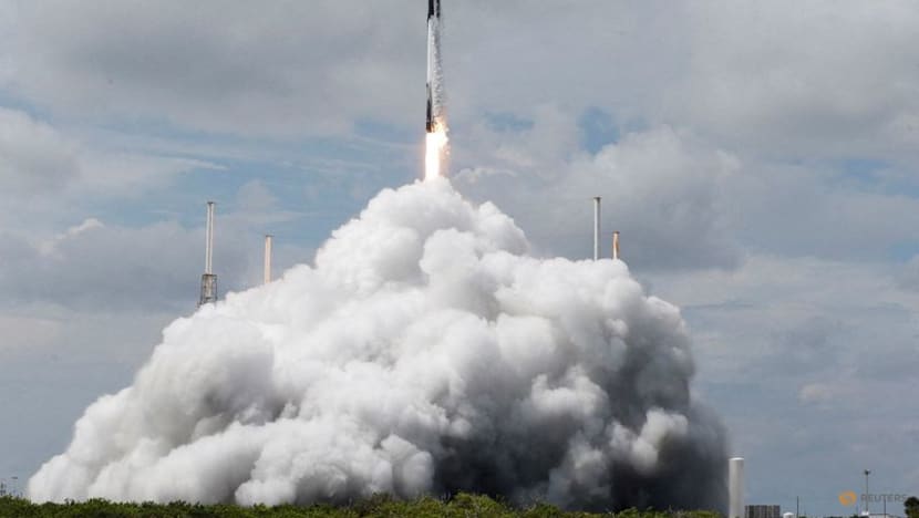 US FAA authorizes SpaceX Falcon 9 vehicle for Monday flight US FAA authorizes SpaceX Falcon 9 vehicle for Monday flight