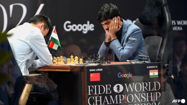 世界国际象棋锦标赛：印度18岁棋手古克什夺冠 成最年轻世界冠军 