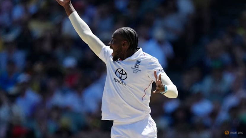 Injured Archer out of Ashes, England drop Pope from Boxing Day test