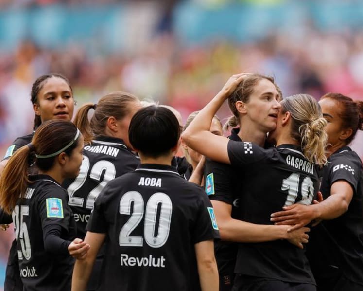 Manchester City thrash Brighton 4-0 to win women's FA Cup