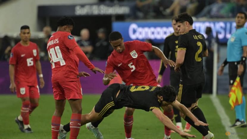 Mexico beat Panama with stoppage-time penalty for CONCACAF Nations League title