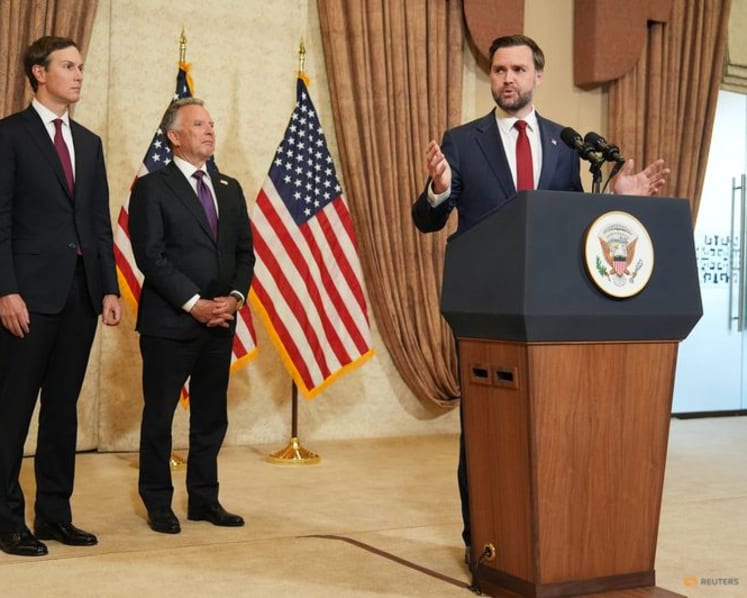 US and Iran end 21-hour peace talks without agreement before Vance departs