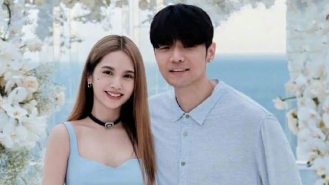 结婚5年仍像热恋　李荣浩、杨丞琳被抓包用情侣麦克风