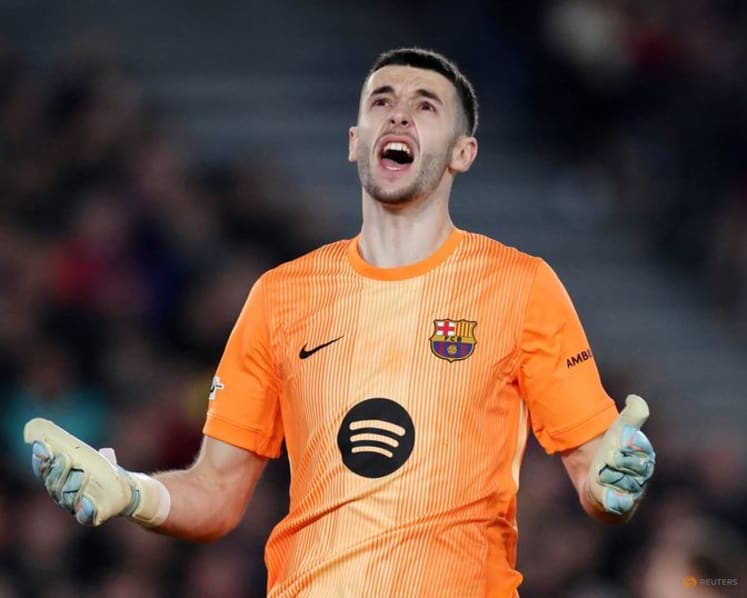 Goalkeeper Garcia earns first Spain call-up, Rodri returns
