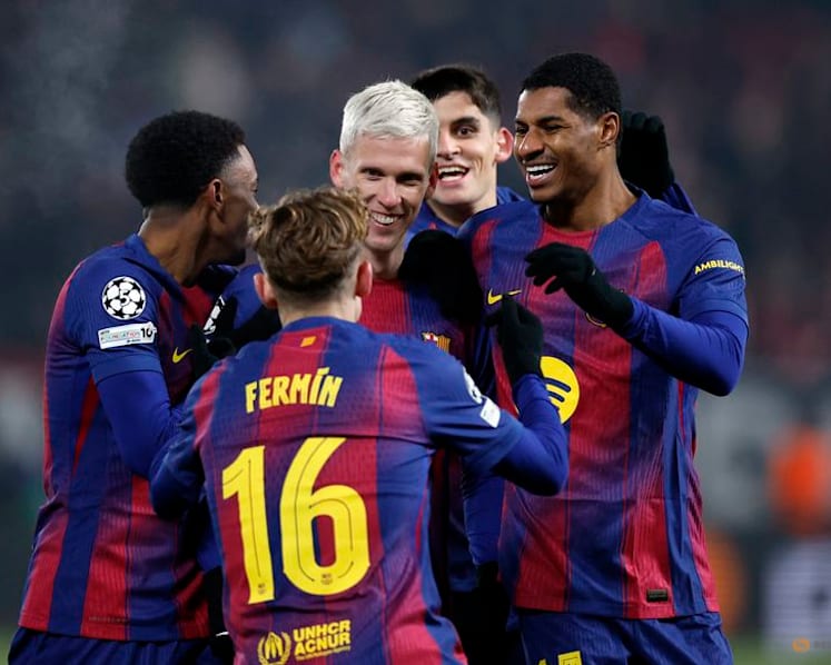 Lopez double fires Barcelona to 4-2 comeback win at Slavia Prague