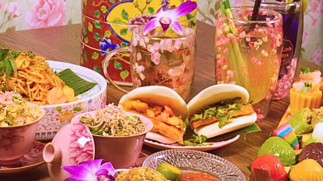 #sgdeals 美味如燕，它飞舞舌尖……娘惹式双人下午茶，只需净价$38！