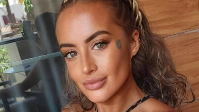 两只宠物犬因抢鸡块 意外将女主人咬死