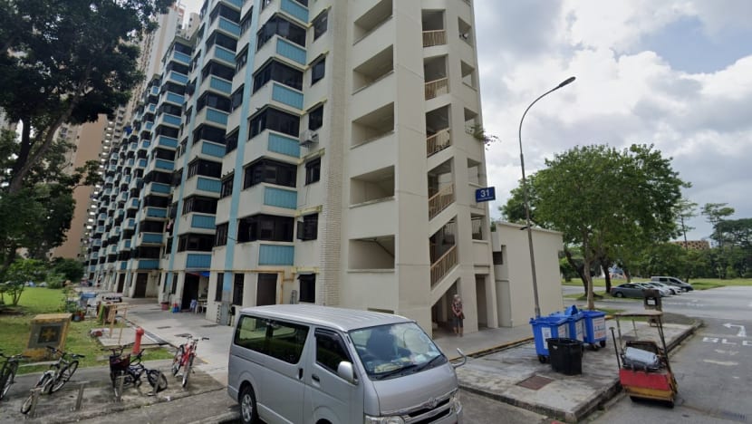 Man to be charged with mischief by fire after allegedly using kerosene to set neighbour's door alight