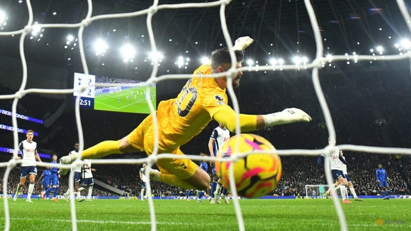 Chelsea stage comeback win at Tottenham to go second, Arsenal drop points Chelsea stage comeback win at Tottenham to go second, Arsenal drop points