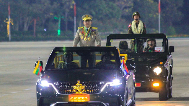 缅甸军政府领导人敏昂莱当选总统