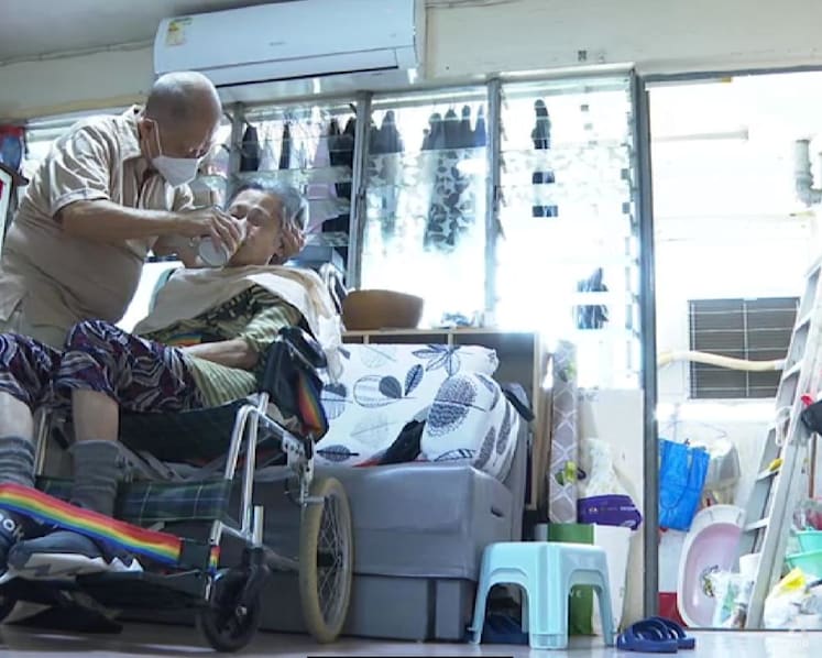 Illness, isolation and suicidal thoughts: Hong Kong’s senior caregivers struggle through COVID-19