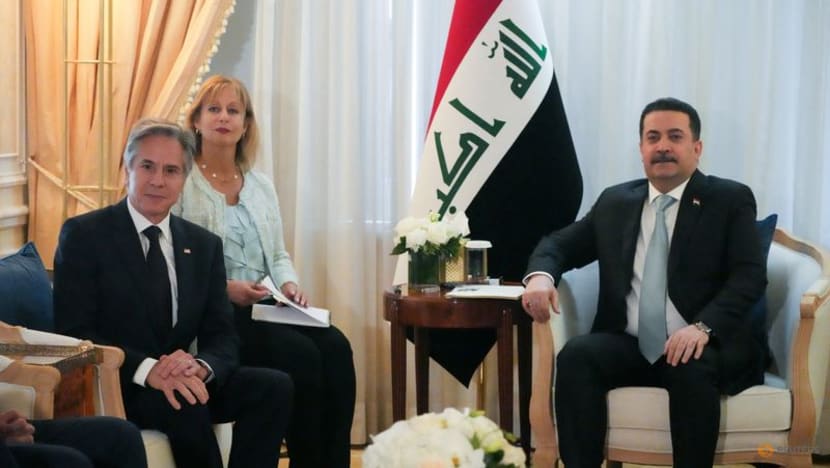 Blinken makes unannounced Iraq visit as part of Syria diplomacy push Blinken makes unannounced Iraq visit as part of Syria diplomacy push