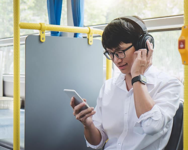 Is that ringing in your ears caused by your noise-cancelling headphones? Here’s what you need to know