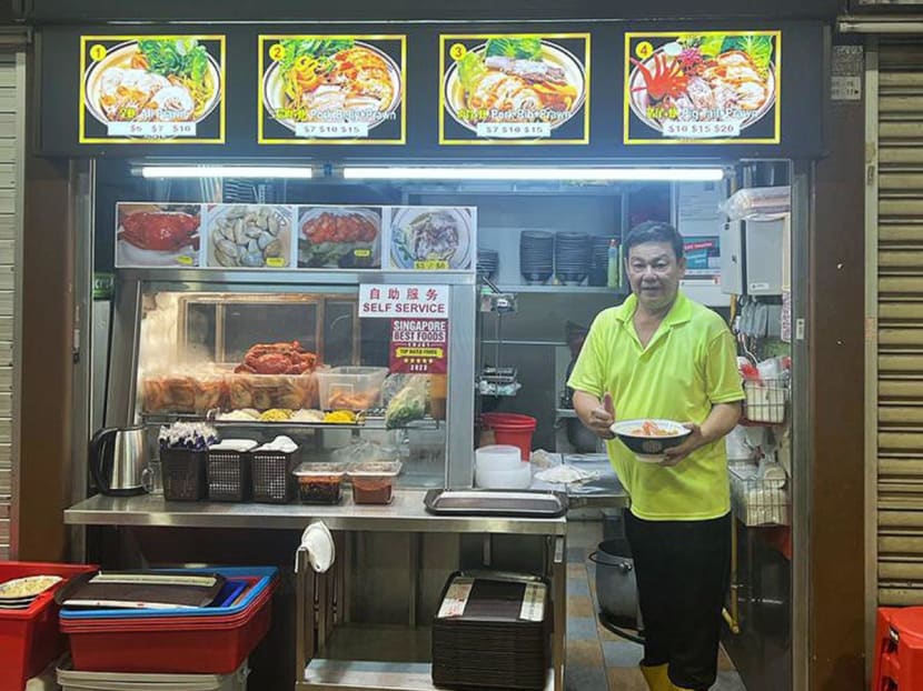 Older brother of Adam Rd Noo Cheng Big Prawn Noodle owner opens own stall at Newton Food Centre