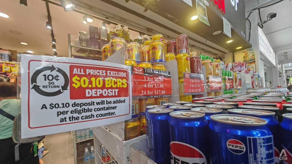 channelnewsasia.com - Koh Wan Ting - Retailers race to label or remove unmarked stock as beverage container return scheme's transition period ends