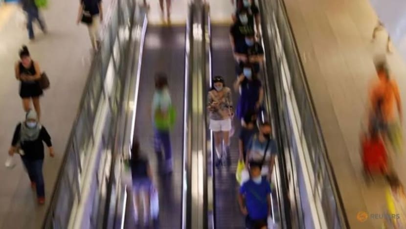 S'pura umum langkah lebih ketat bendung COVID-19 bermula 8 hingga 30 Mei S'pura umum langkah lebih ketat bendung COVID-19 bermula 8 hingga 30 Mei