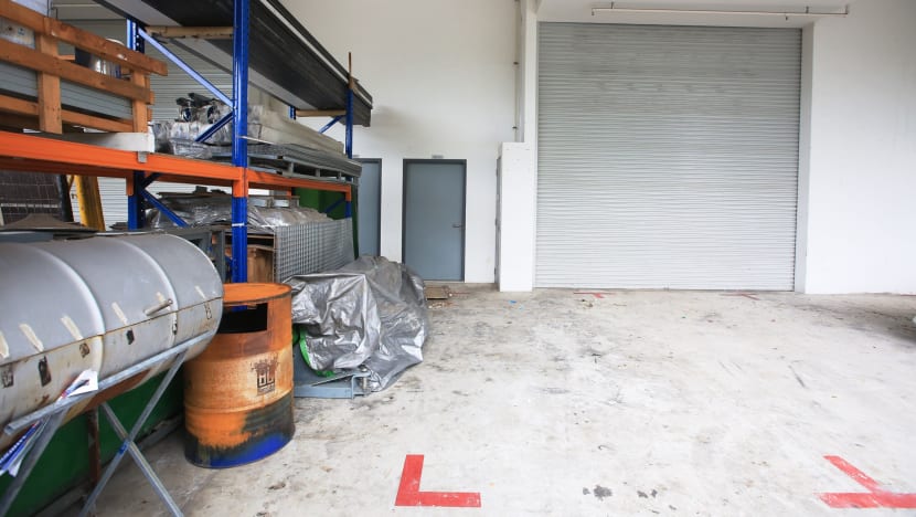 Customers in a bind after furniture seller goes missing